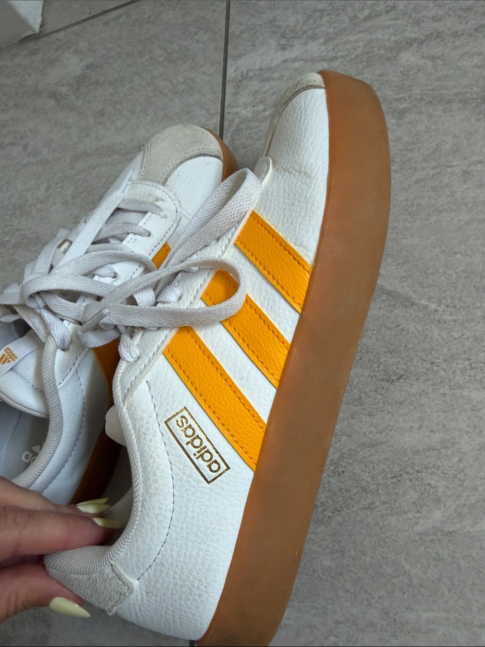 adidas Women's White Sneakers with Yellow Stripes - Picture 2 of 5